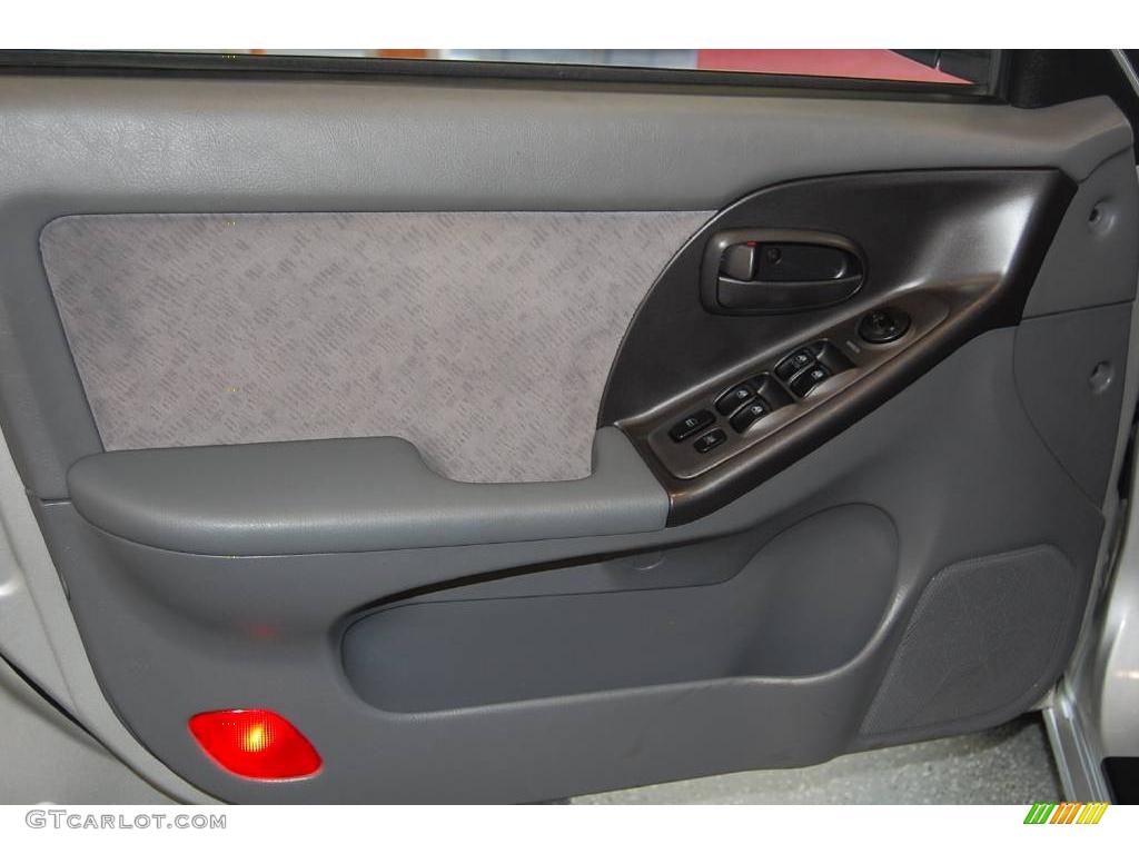 2004 Elantra GLS Sedan - Sterling Silver / Gray photo #33