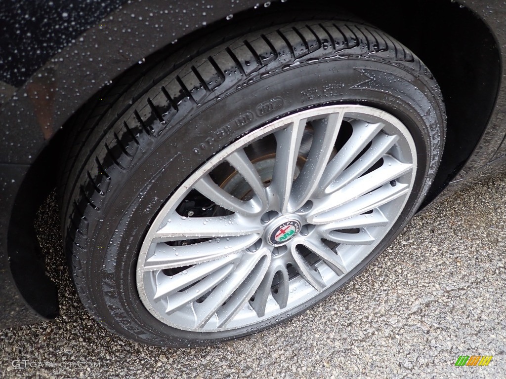 2020 Alfa Romeo Giulia TI Lusso AWD Wheel Photos