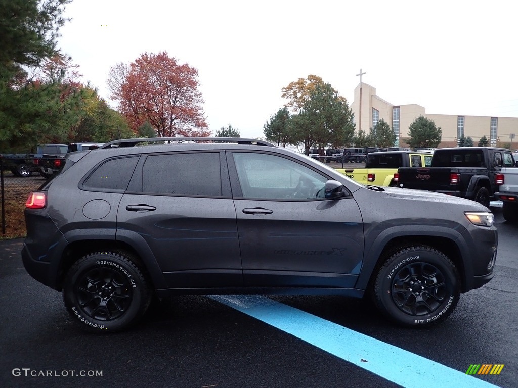 2022 Cherokee X 4x4 - Granite Crystal Metallic / Black photo #6