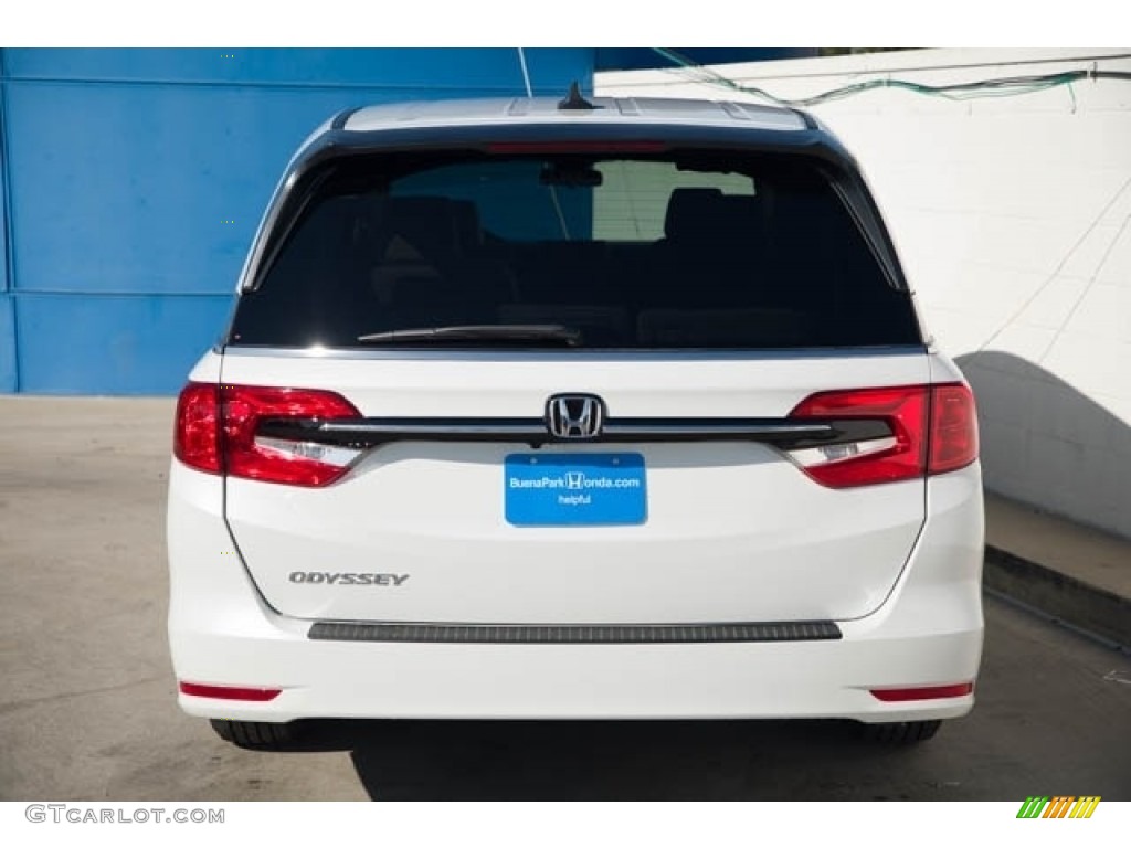 2024 Odyssey EX - Platinum White Pearl / Beige photo #5