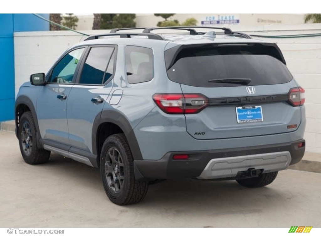 Sonic Gray Pearl 2024 Honda Pilot TrailSport AWD Exterior Photo #146702437