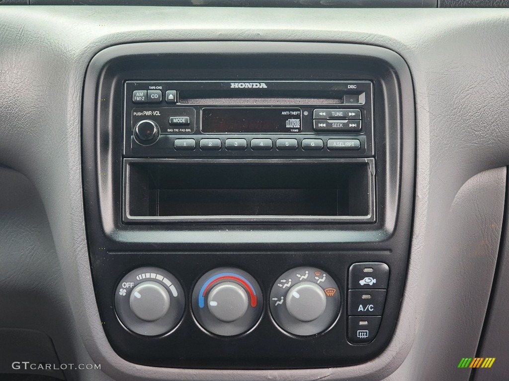 1998 Honda CR-V EX 4WD Audio System Photos