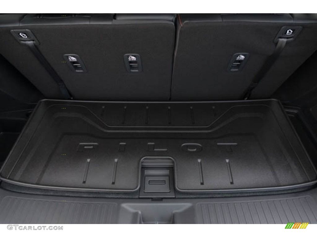 2024 Honda Pilot TrailSport AWD Trunk Photo #146702908