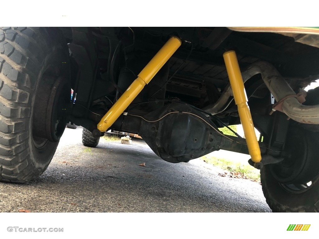 1992 Dodge Ram 250 Regular Cab 4x4 Undercarriage Photo #146703256