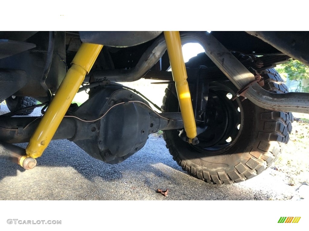 1992 Dodge Ram 250 Regular Cab 4x4 Undercarriage Photo #146703268