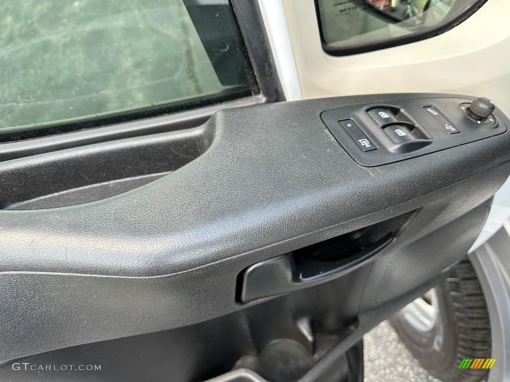 2014 Ram ProMaster 2500 Cargo High Roof Gray Door Panel Photo #146703679