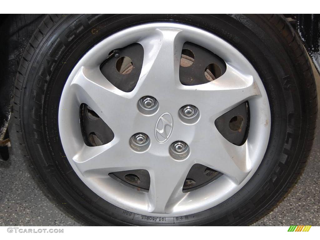 2004 Elantra GLS Sedan - Sterling Silver / Gray photo #38