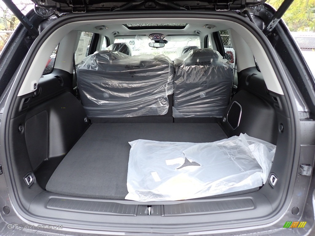 2024 Grand Cherokee 4XE - Baltic Gray Metallic / Global Black photo #5