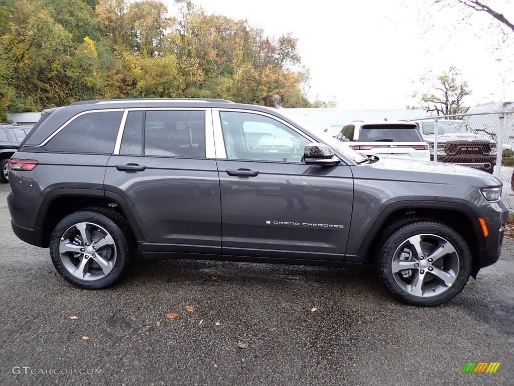 2024 Grand Cherokee 4XE - Baltic Gray Metallic / Global Black photo #7