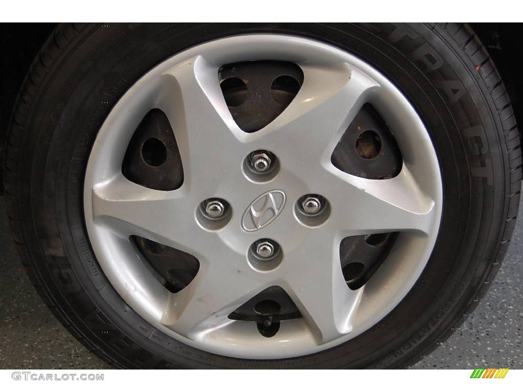 2004 Elantra GLS Sedan - Sterling Silver / Gray photo #41