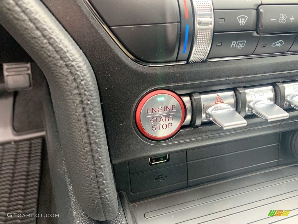 2022 Ford Mustang GT Fastback Controls Photos