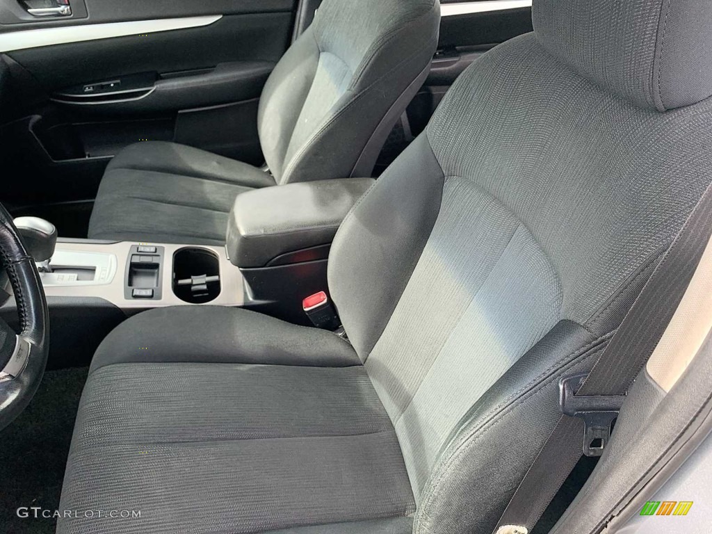 2013 Legacy 2.5i Premium - Ice Silver Metallic / Black photo #16