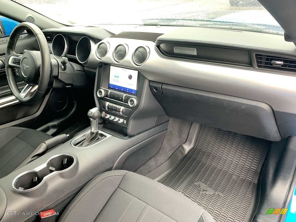 2022 Ford Mustang GT Fastback Dashboard Photos