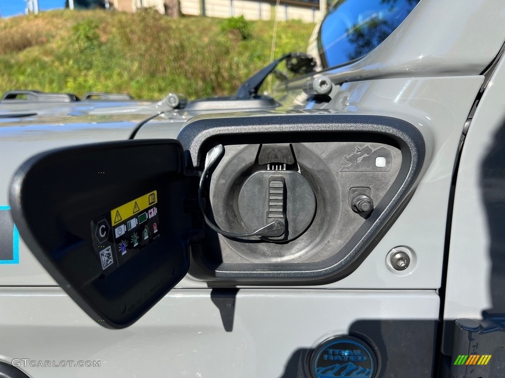 Jeep Wrangler 4XE Hybrid  Plug in charging port 2022 Jeep Wrangler Unlimited Rubicon 4XE Hybrid Parts