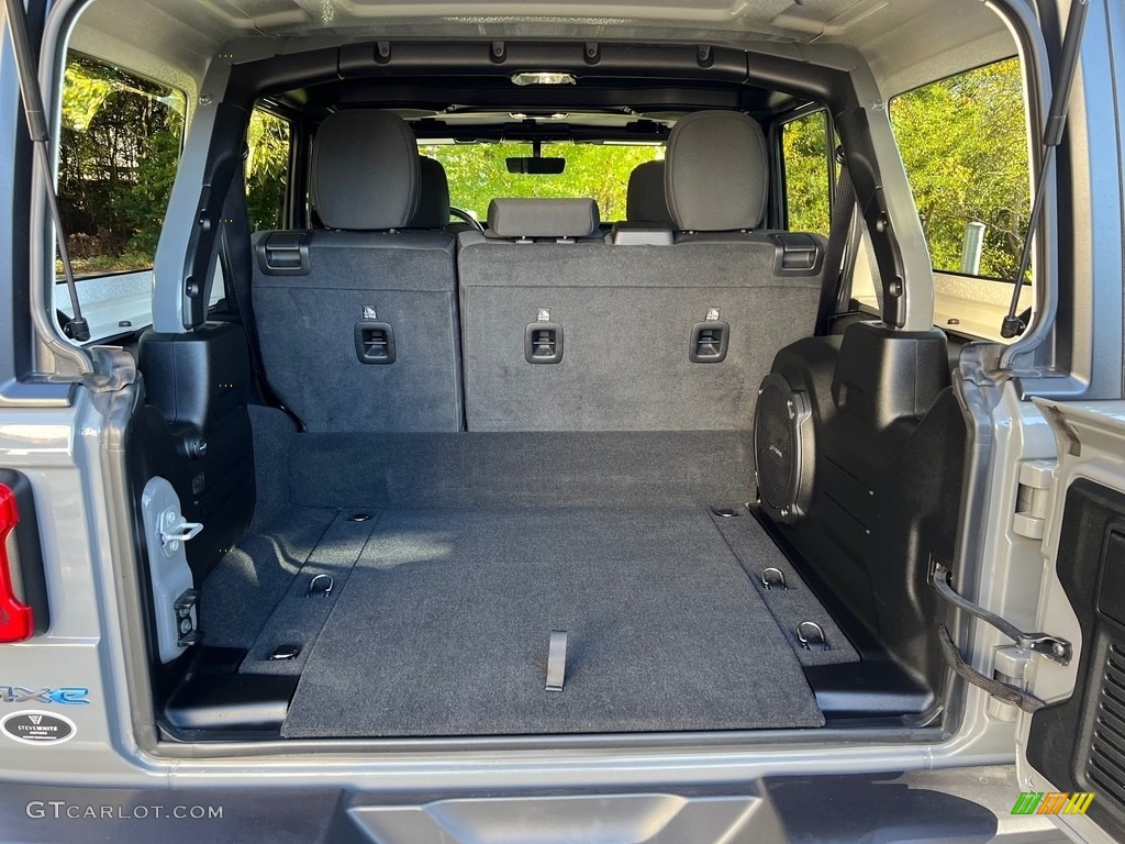 2022 Jeep Wrangler Unlimited Rubicon 4XE Hybrid Trunk Photos