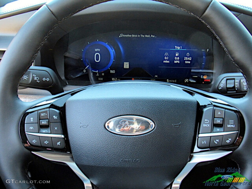 2023 Ford Explorer Platinum 4WD Steering Wheel Photos