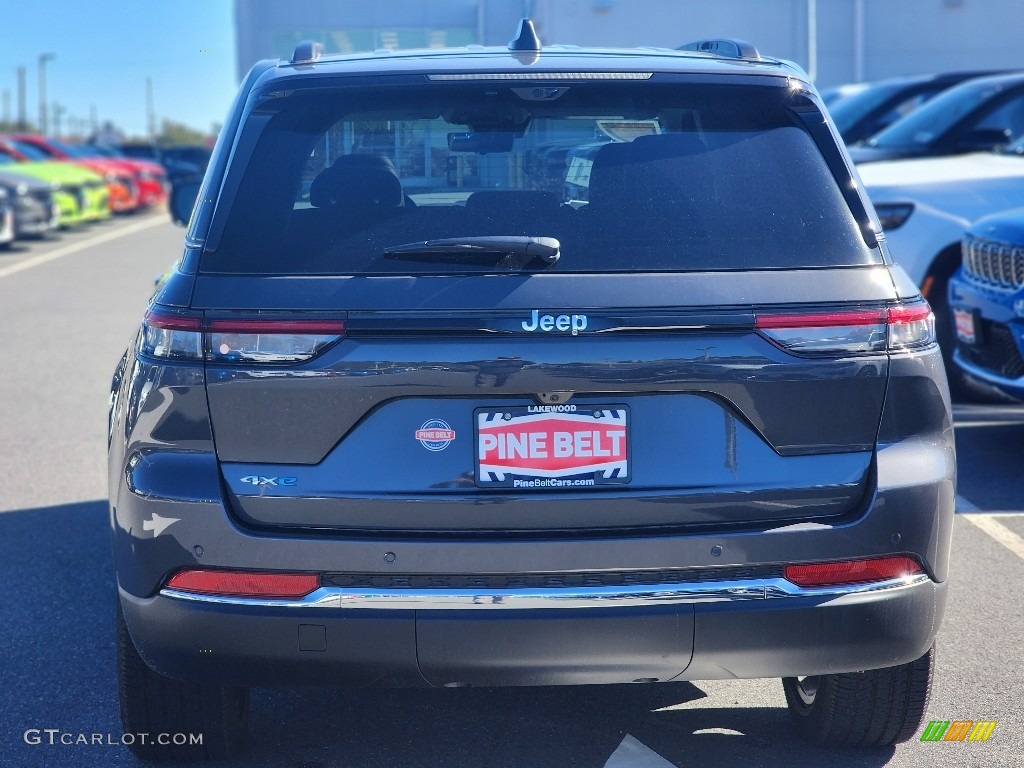 2024 Grand Cherokee 4XE - Baltic Gray Metallic / Global Black photo #5