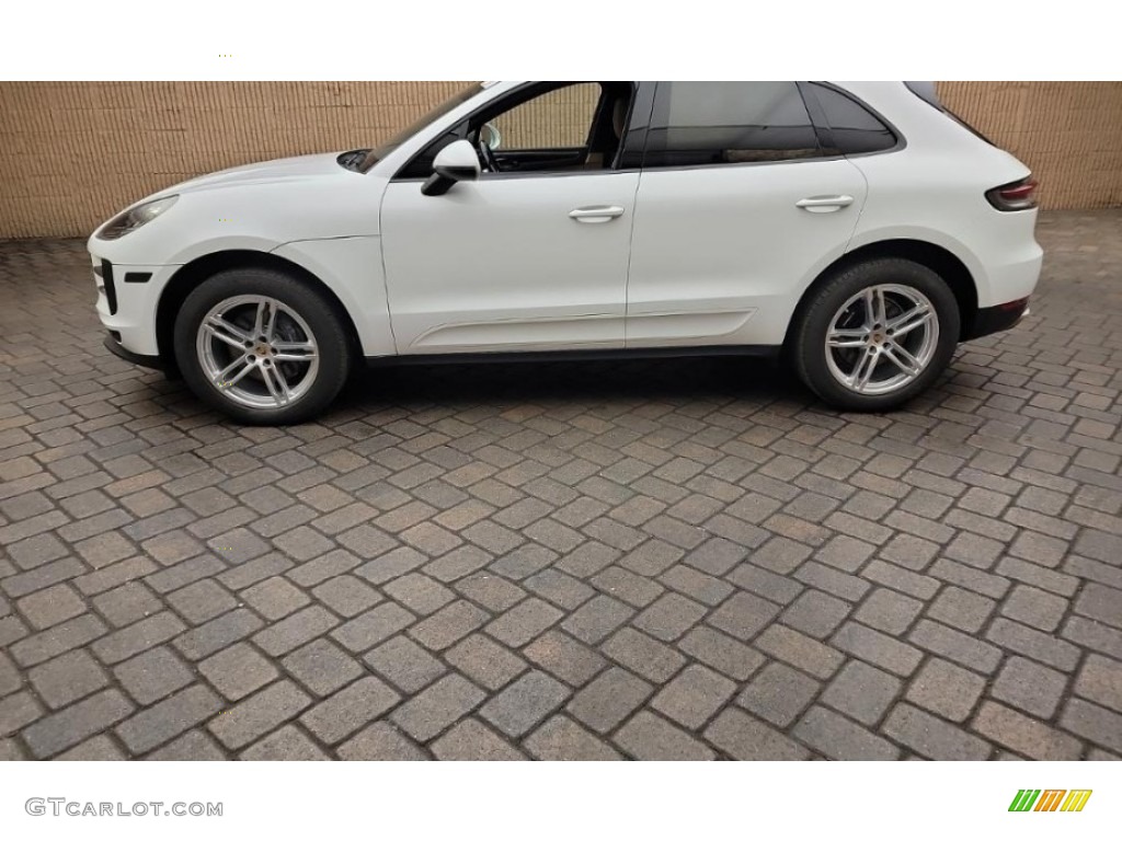 2020 Macan  - White / Black/Mojave Beige photo #4