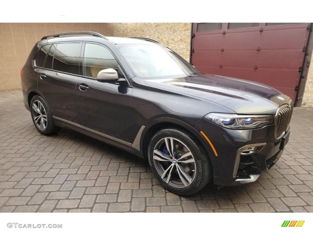2021 BMW X7 M50i Exterior Photos