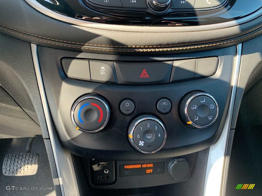 2020 Trax LT AWD - Cajun Red Tintcoat / Jet Black photo #17