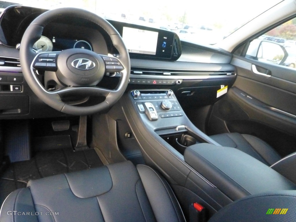 2024 Hyundai Palisade Limited AWD Front Seat Photo #146708580