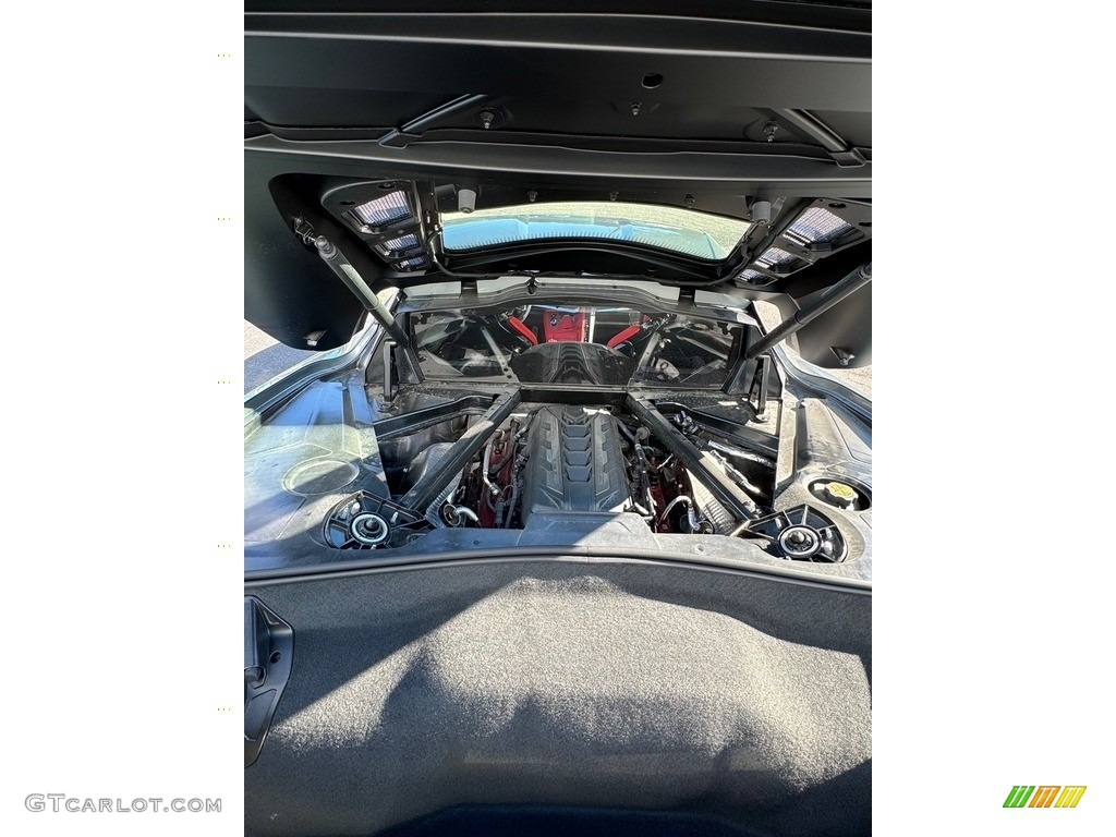 2023 Chevrolet Corvette Stingray Coupe Engine Photos