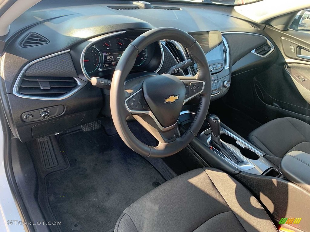 2018 Malibu LT - Summit White / Jet Black photo #10