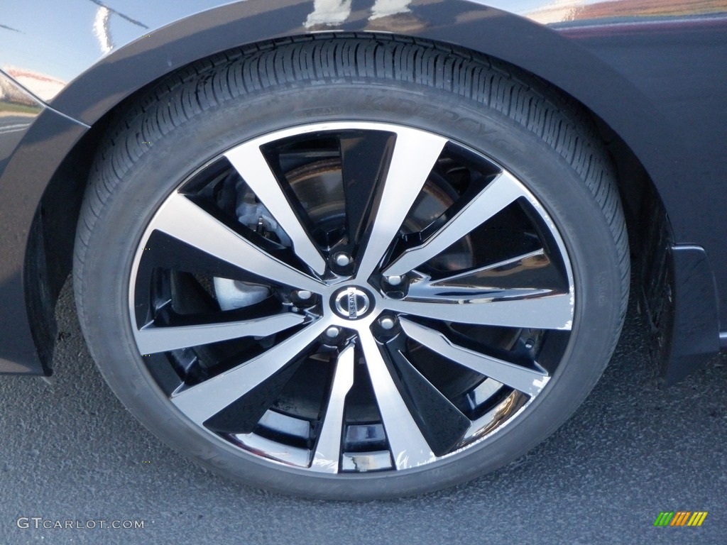 2020 Nissan Altima Platinum AWD Wheel Photos