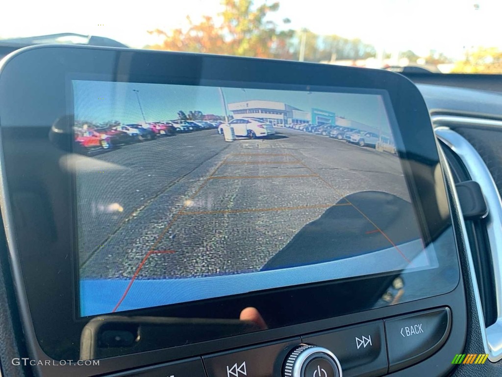 2018 Malibu LT - Summit White / Jet Black photo #14
