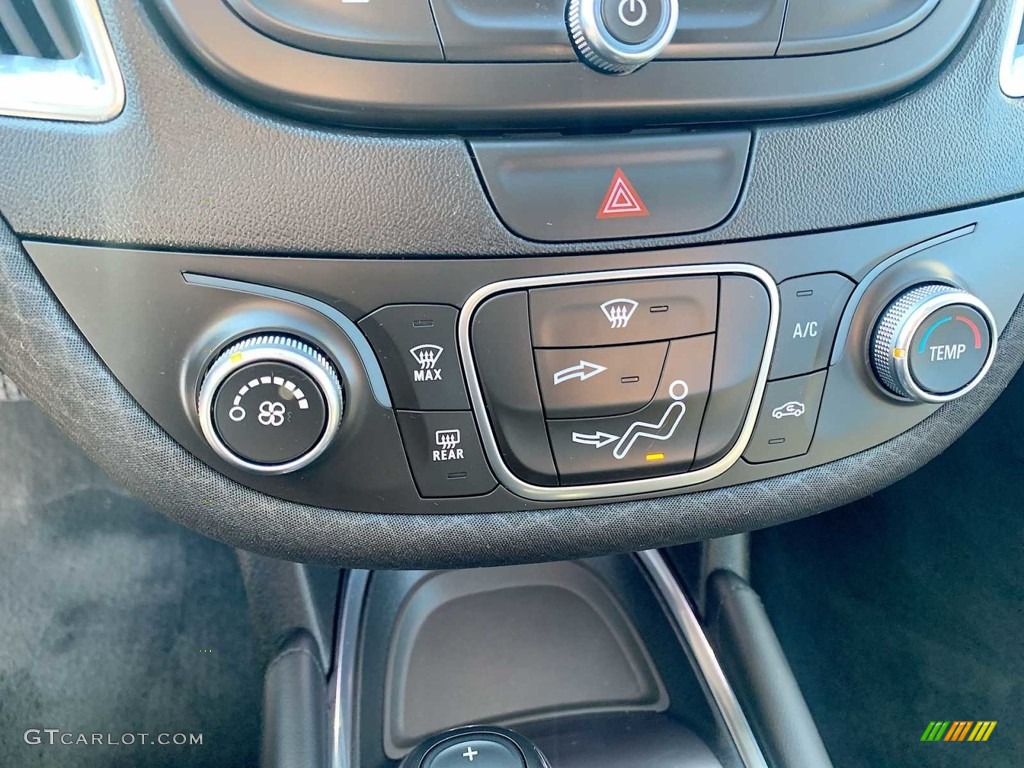 2018 Malibu LT - Summit White / Jet Black photo #17