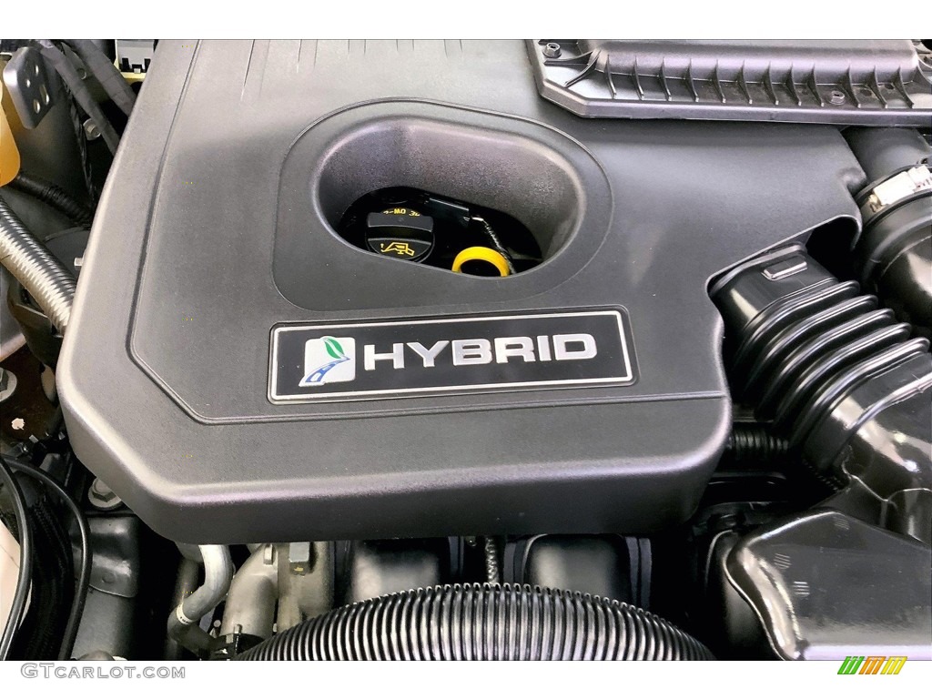 2020 Ford Fusion Hybrid SE Marks and Logos Photos