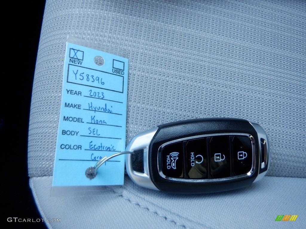 2023 Hyundai Kona SEL AWD Keys Photos
