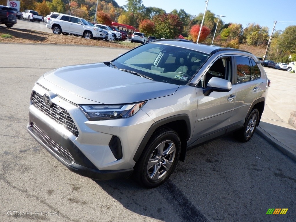 Silver Sky Metallic 2022 Toyota RAV4 XLE AWD Exterior Photo #146711323