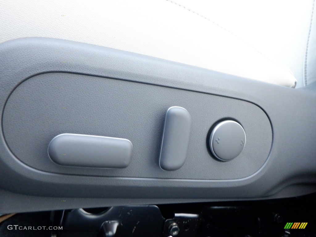 Gray Interior 2024 Hyundai Kona SEL AWD Photo #146711347