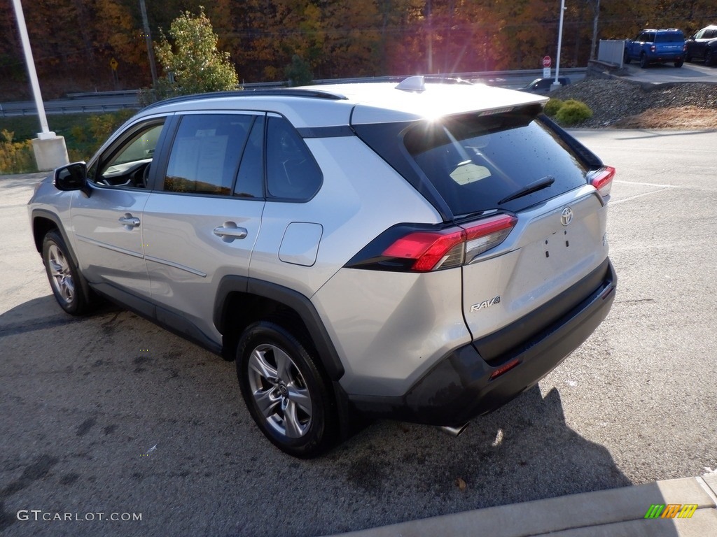 Silver Sky Metallic 2022 Toyota RAV4 XLE AWD Exterior Photo #146711364