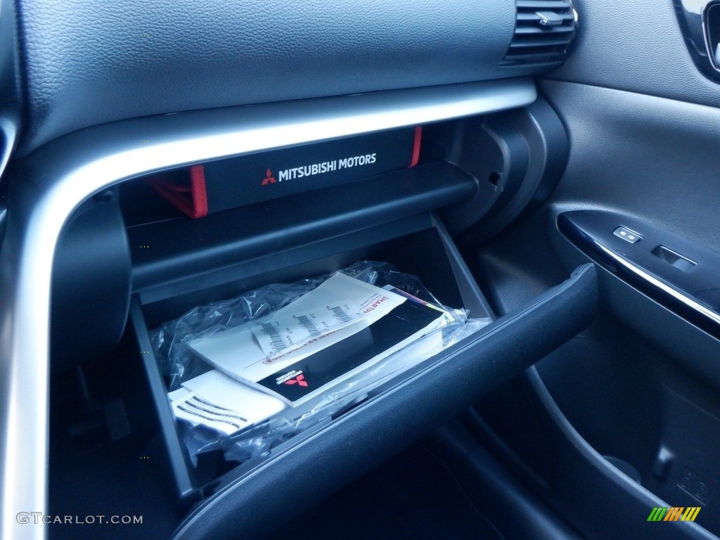 2022 Mitsubishi Eclipse Cross LE S-AWC Books/Manuals Photo #146712547