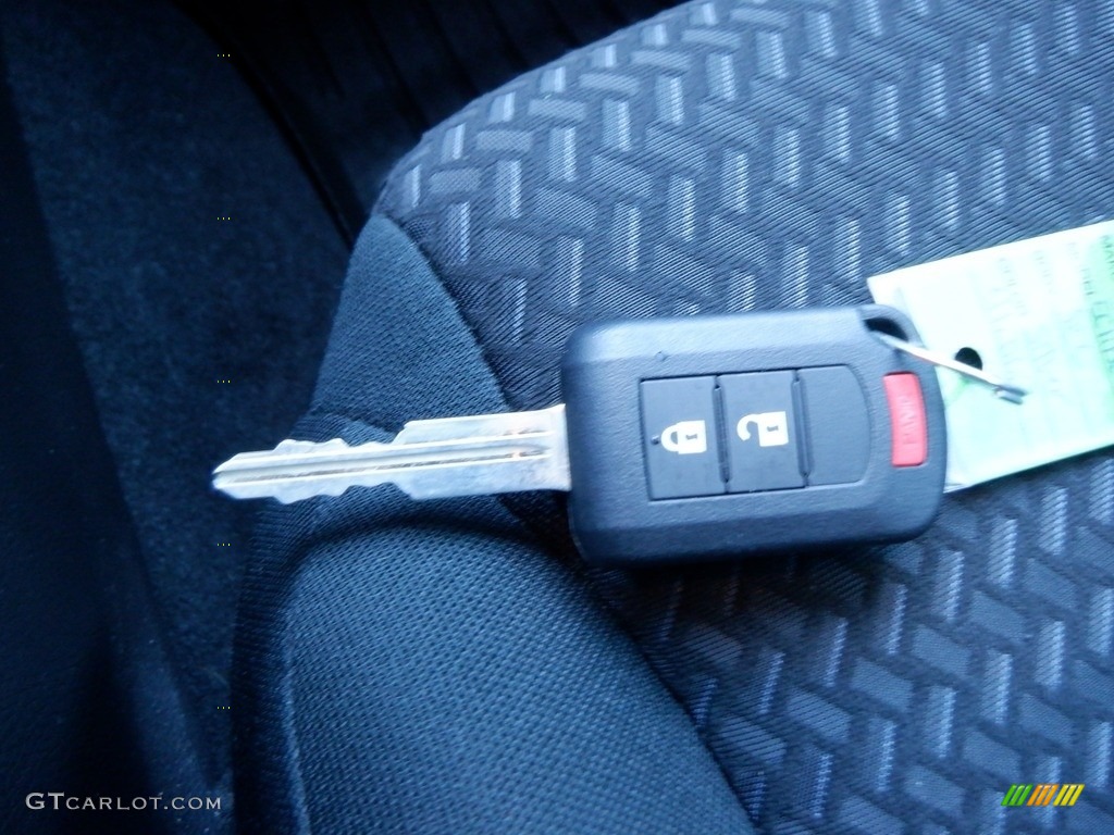 2022 Mitsubishi Eclipse Cross LE S-AWC Keys Photo #146712637