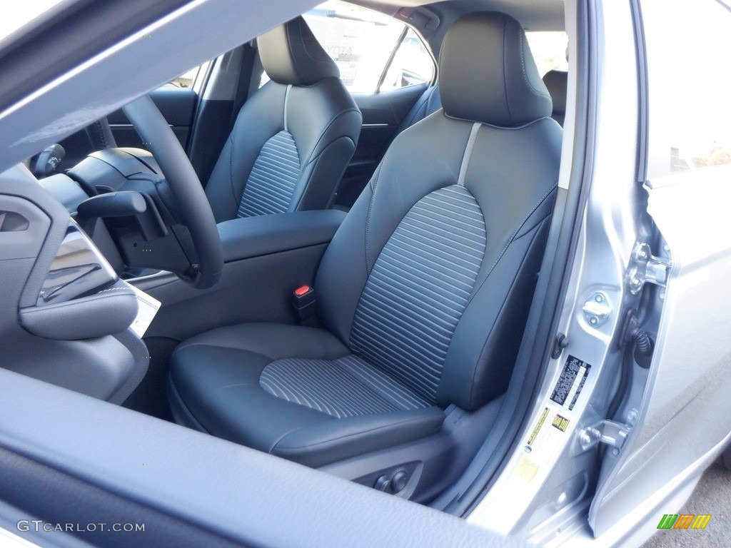 2024 Toyota Camry SE Hybrid Front Seat Photos