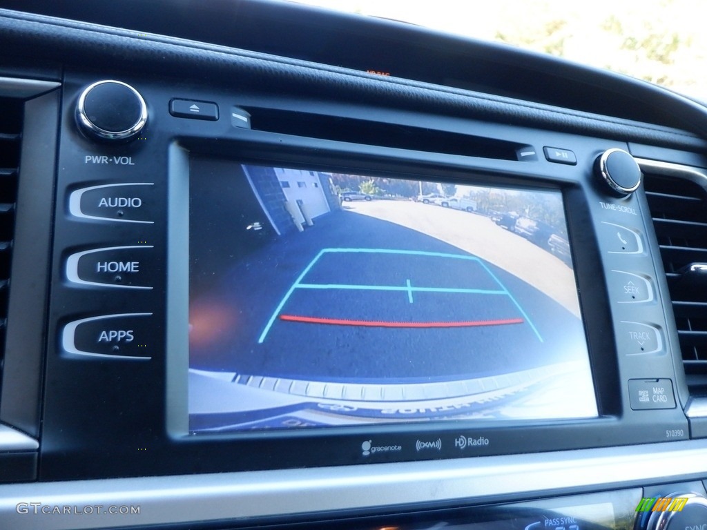 2019 Highlander XLE AWD - Blizzard Pearl White / Ash photo #22