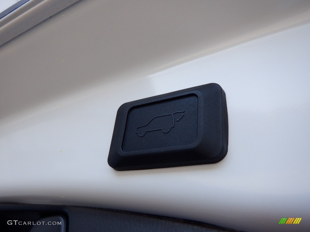 2024 RAV4 XLE Premium AWD - Wind Chill Pearl / Black photo #32