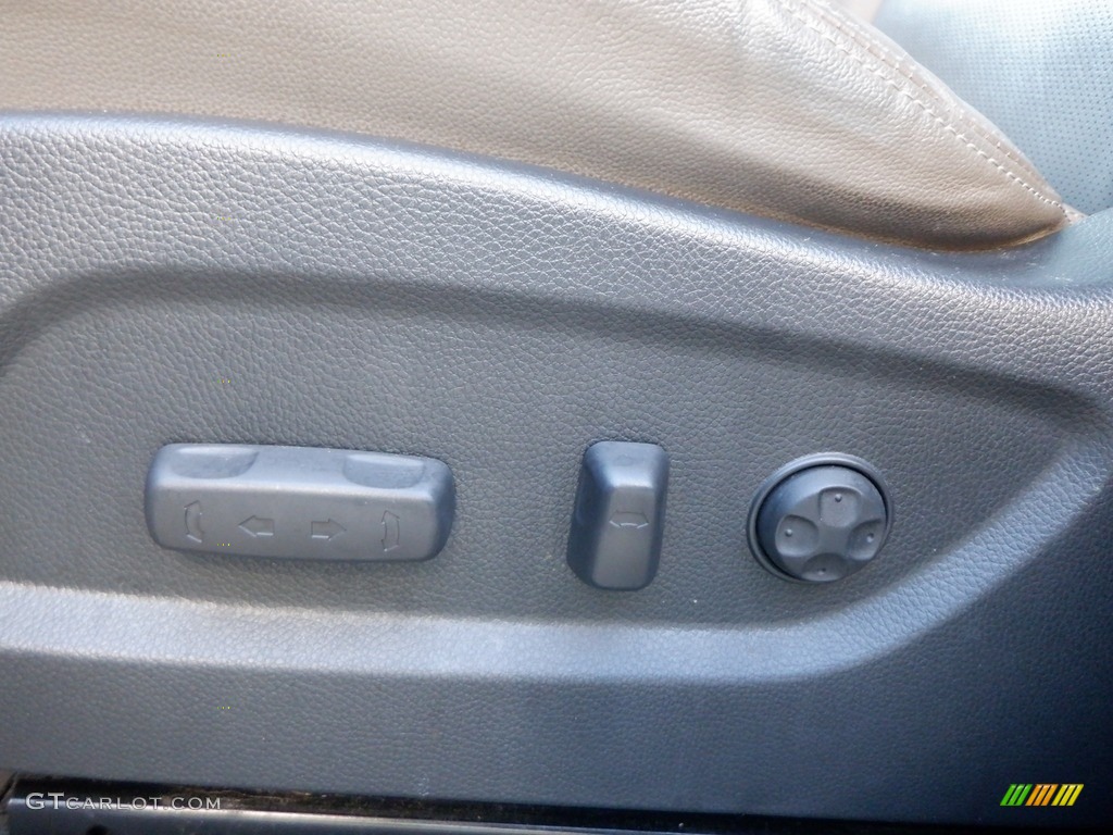 2017 Santa Fe Limited Ultimate AWD - Circuit Silver / Gray photo #14