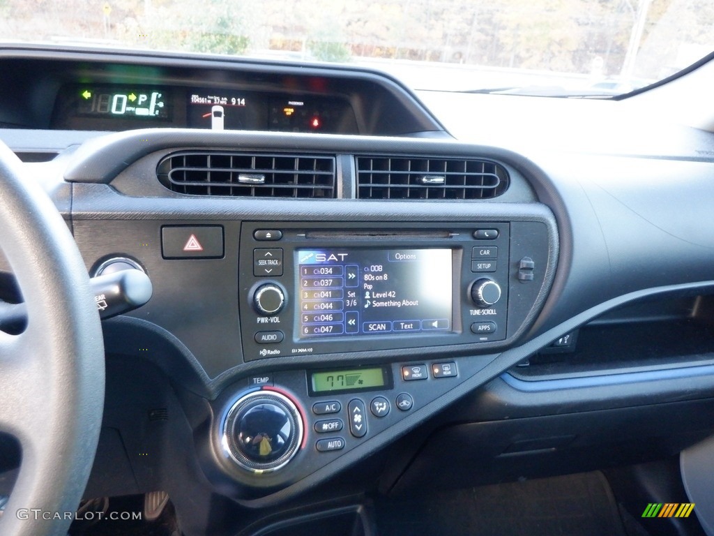 2013 Prius c Hybrid Three - Summer Rain Metallic / Light Blue Gray/Black photo #17