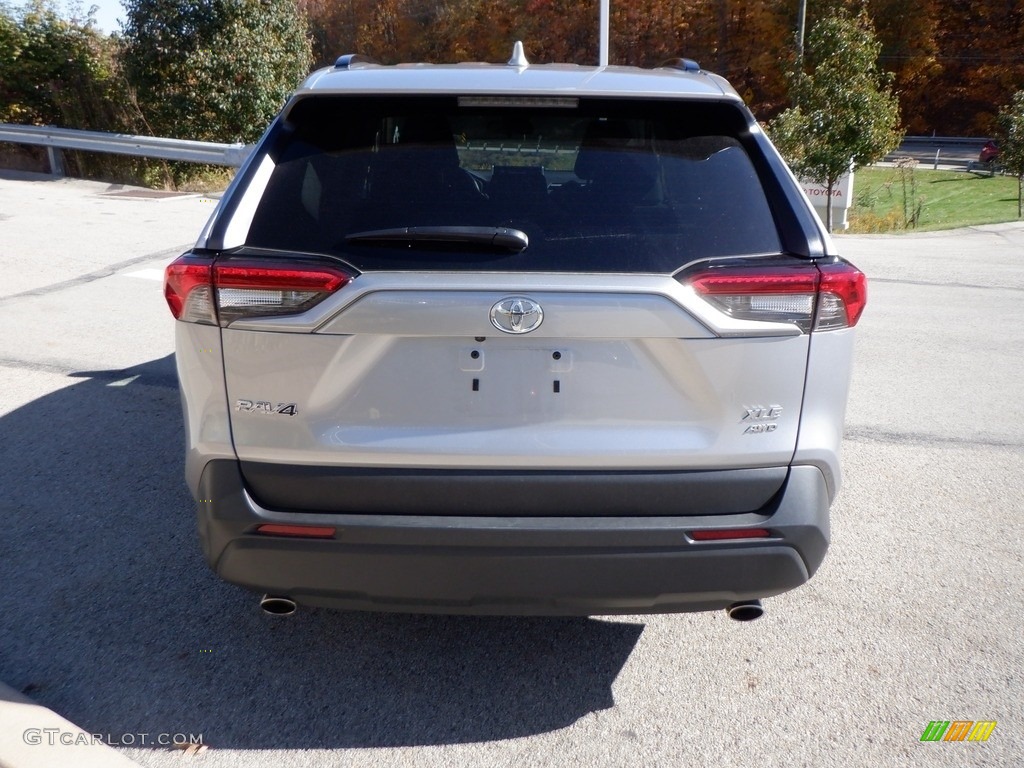2023 RAV4 XLE AWD - Silver Sky Metallic / Black photo #7