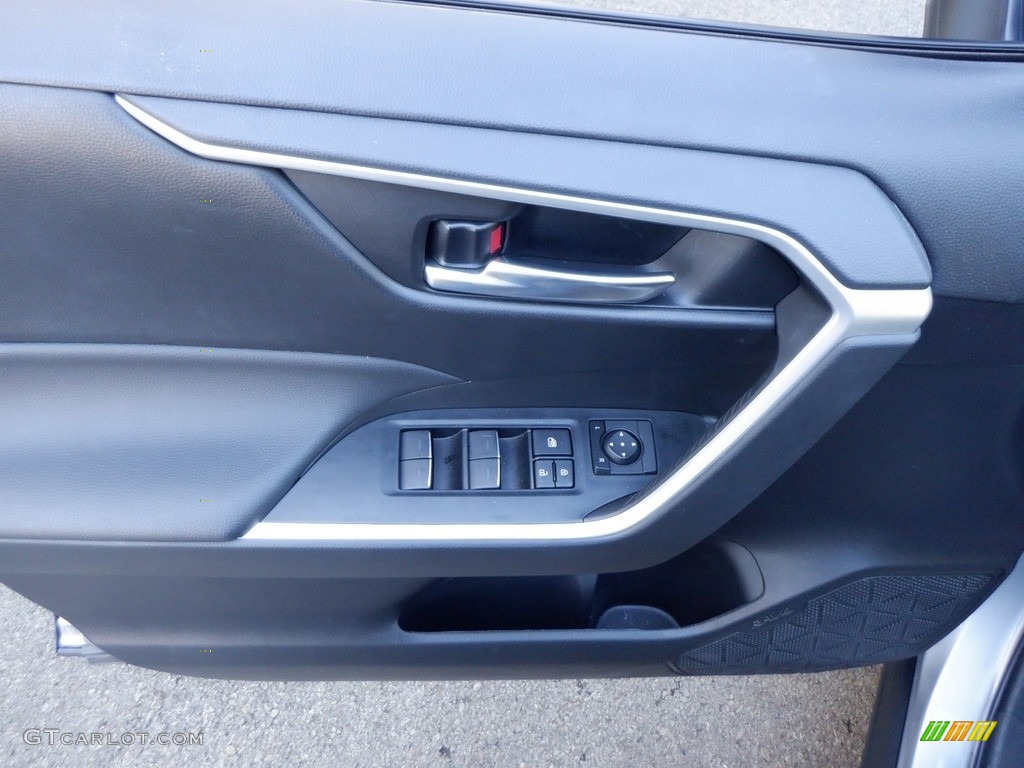 2023 Toyota RAV4 XLE AWD Door Panel Photos