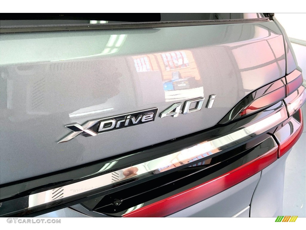 2023 BMW X7 xDrive40i Marks and Logos Photo #146718130