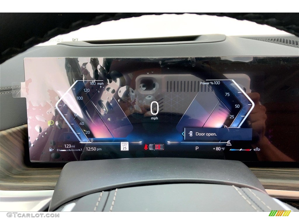 2023 BMW X7 xDrive40i Gauges Photos