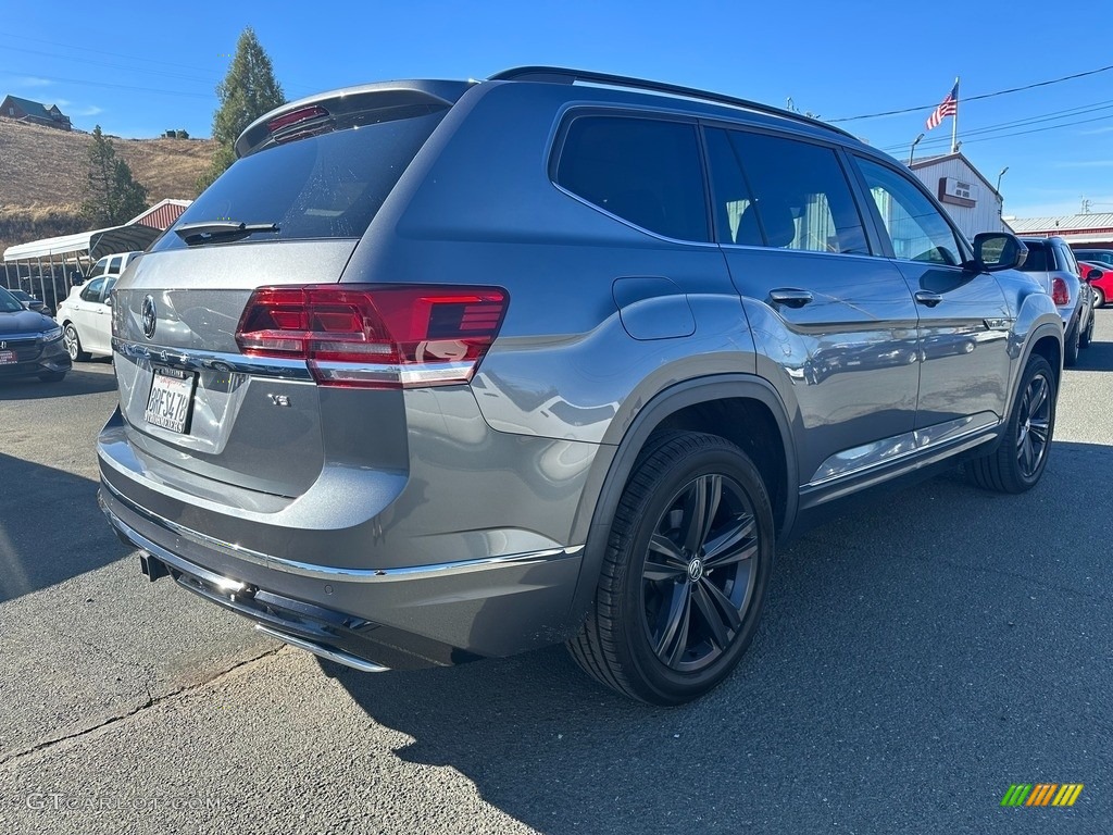 Platinum Gray Metallic 2020 Volkswagen Atlas SE R-Line Exterior Photo #146719469