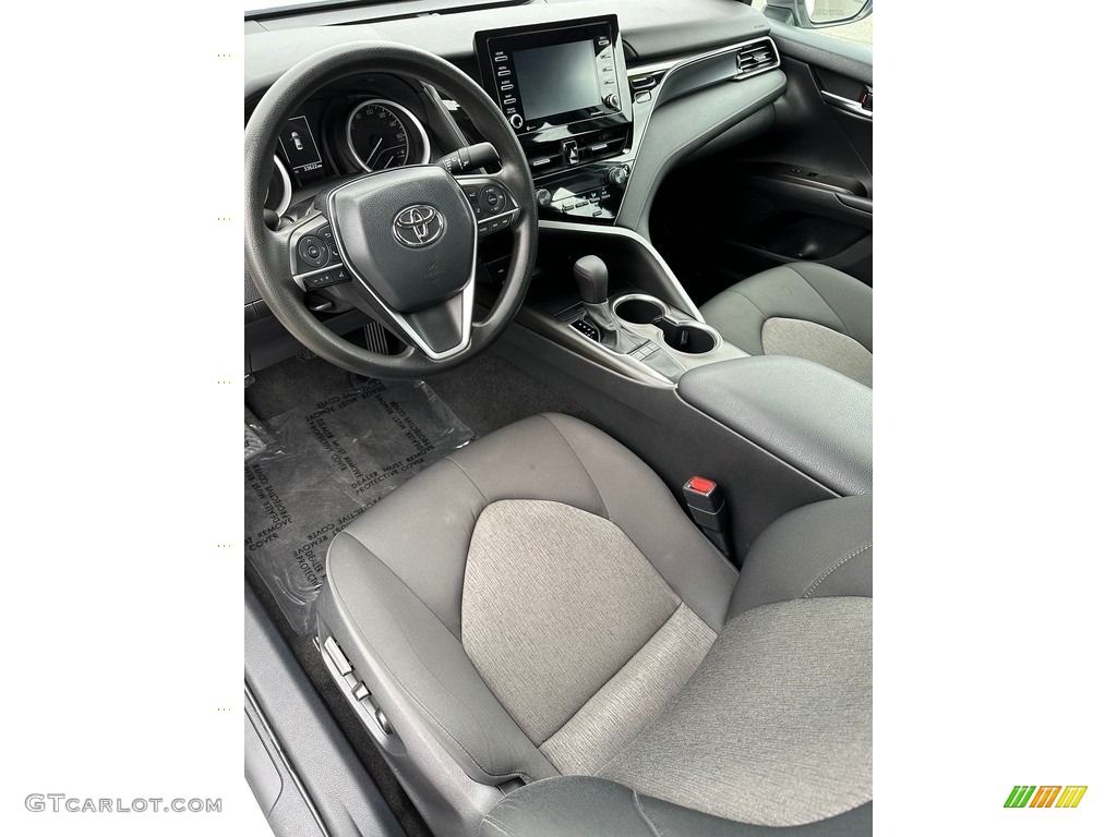 Black Interior 2022 Toyota Camry LE Photo #146719696