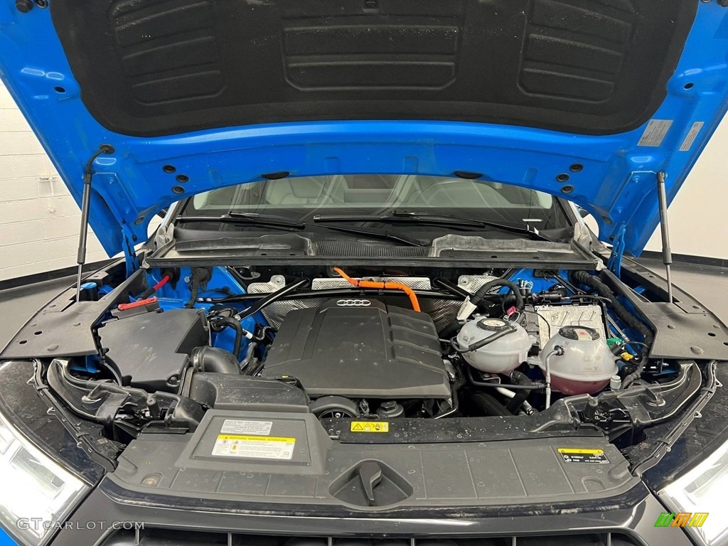 2020 Audi Q5 e Premium Plus quattro Hybrid Engine Photos
