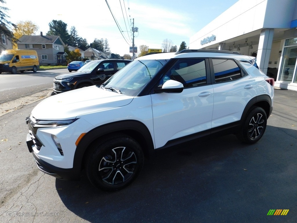 2024 TrailBlazer ACTIV AWD - Summit White / Jet Black/Artemis photo #9
